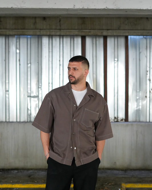 Kahverengi Kısa Kol İnce Gabardin Gömlek