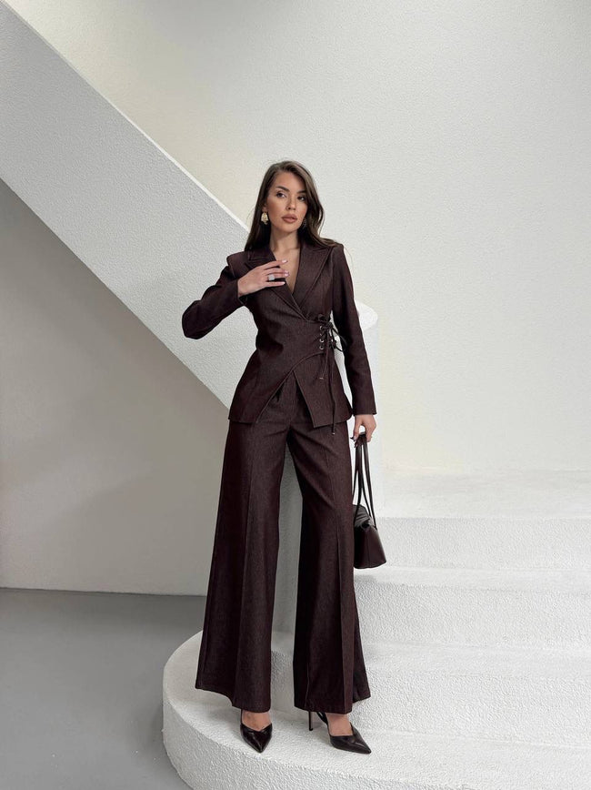 Korse Detaylı Blazer Takım